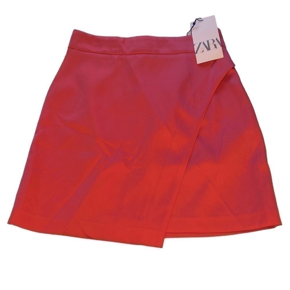NWT ZARA HOT PINK SATIN SKIRT SIZE XS